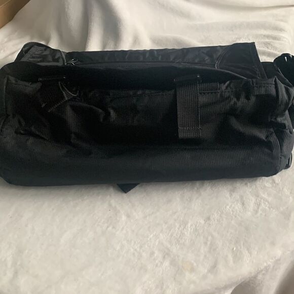 DA Kine Messanger Bag - Picture 5 of 5